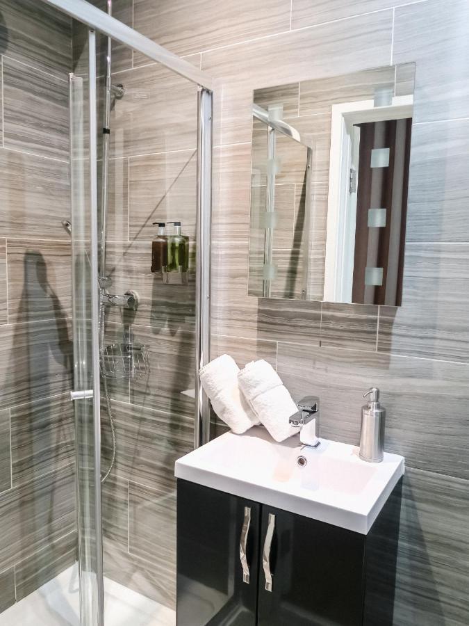 Titiwangsa One Accomodation At Paddington London Ngoại thất bức ảnh
